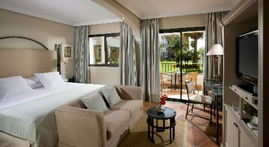 08AMeliaSanctiPetri SupRoom