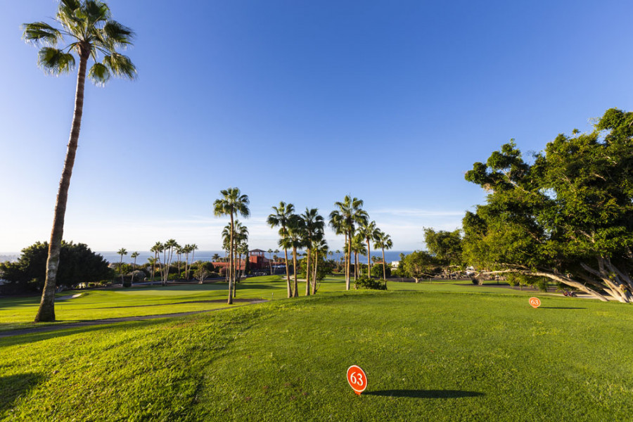 202211 GolfCostaAdeje