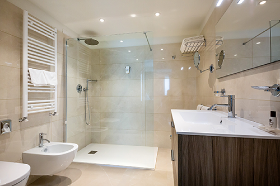 BAD EXECUTIVE NEW VIERBETTZIMMER2 v2