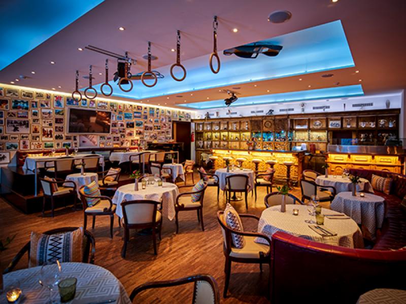 kh sunny bar canessa winter 2016 17 4 2