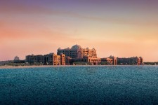 EmiratesPalace outside
