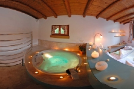 Hill Top Hideaway Villa Olivo 2