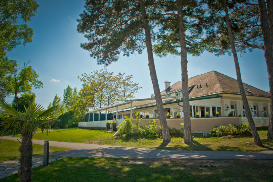 1 DCC Clubhouse