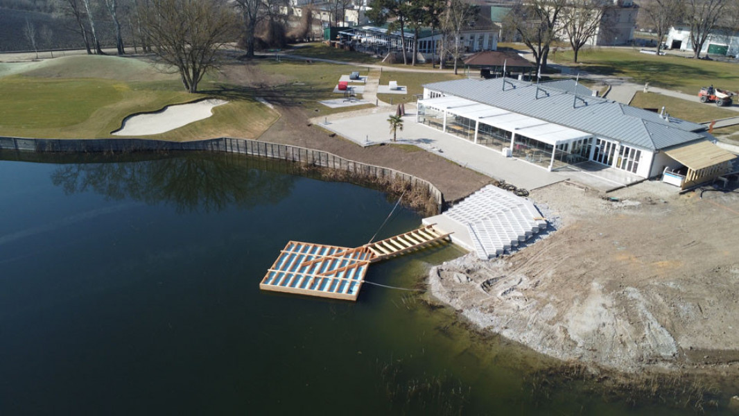 Boathouse   Steg + Insel