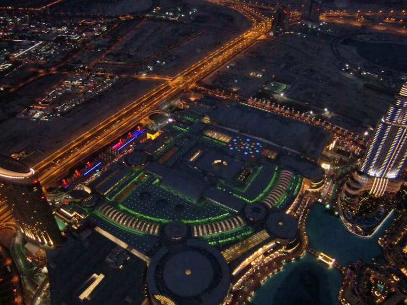 Dubai bei Nacht vom Top 2