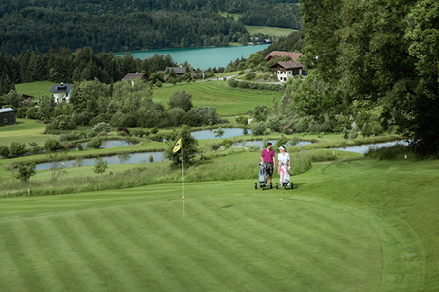 WAL 160615 ALM LR 0135 Golfplatz mit See3