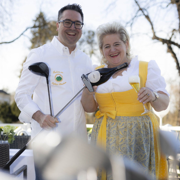 003 Hubers im Golfclub 220324