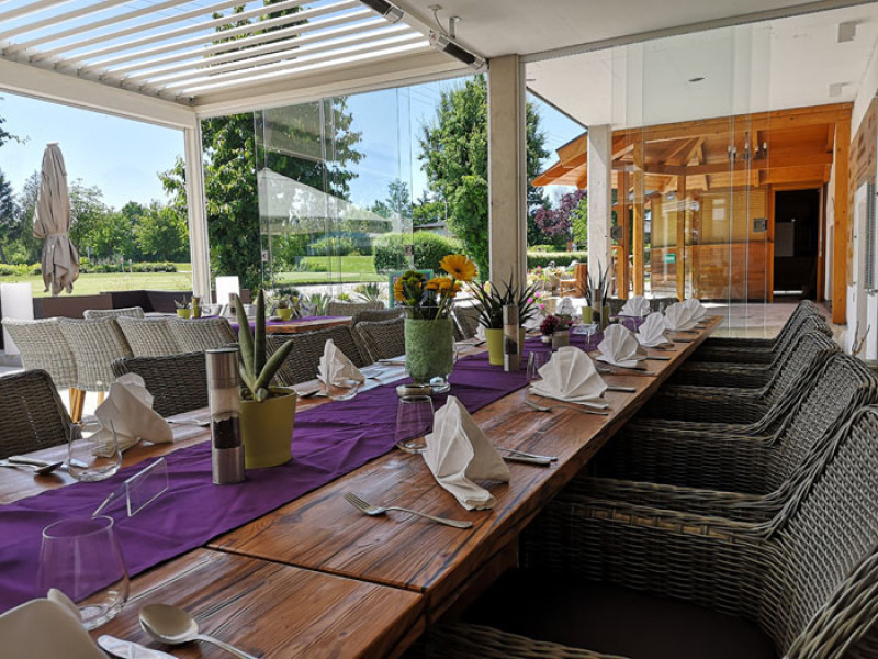 3 Terrasse mit Ausblick