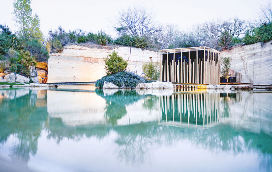 ADLER Thermae Sauna mit Travertinstein