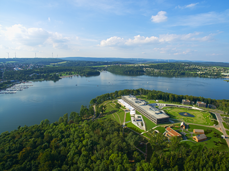 Seezeitlodge Hotel Spa Drohnenbild Dieter Schummer