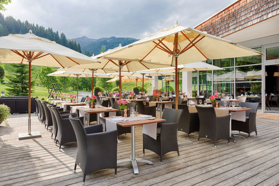JPEG Kempinski Das Tirol Steinberg Terrasse 2
