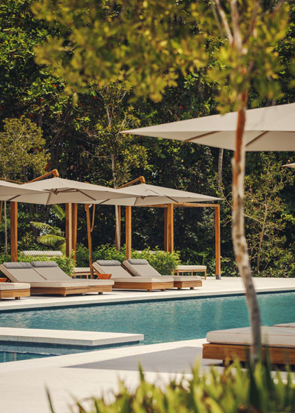 OO DC Pool Sunbeds Cabanas 0443 MASTER