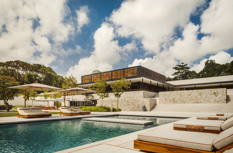 OO DC Pool Sunbeds Restaurant 0328 MASTER