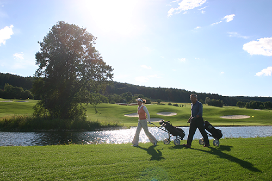 Bad Waltersdorf Loch 2Lederer